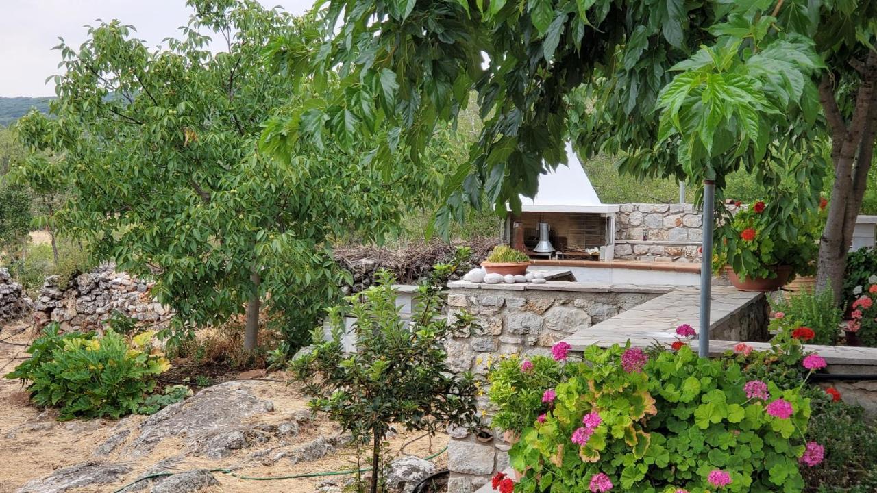 Stone House In A Quiet Landscape, Leonidion Villa Kültér fotó