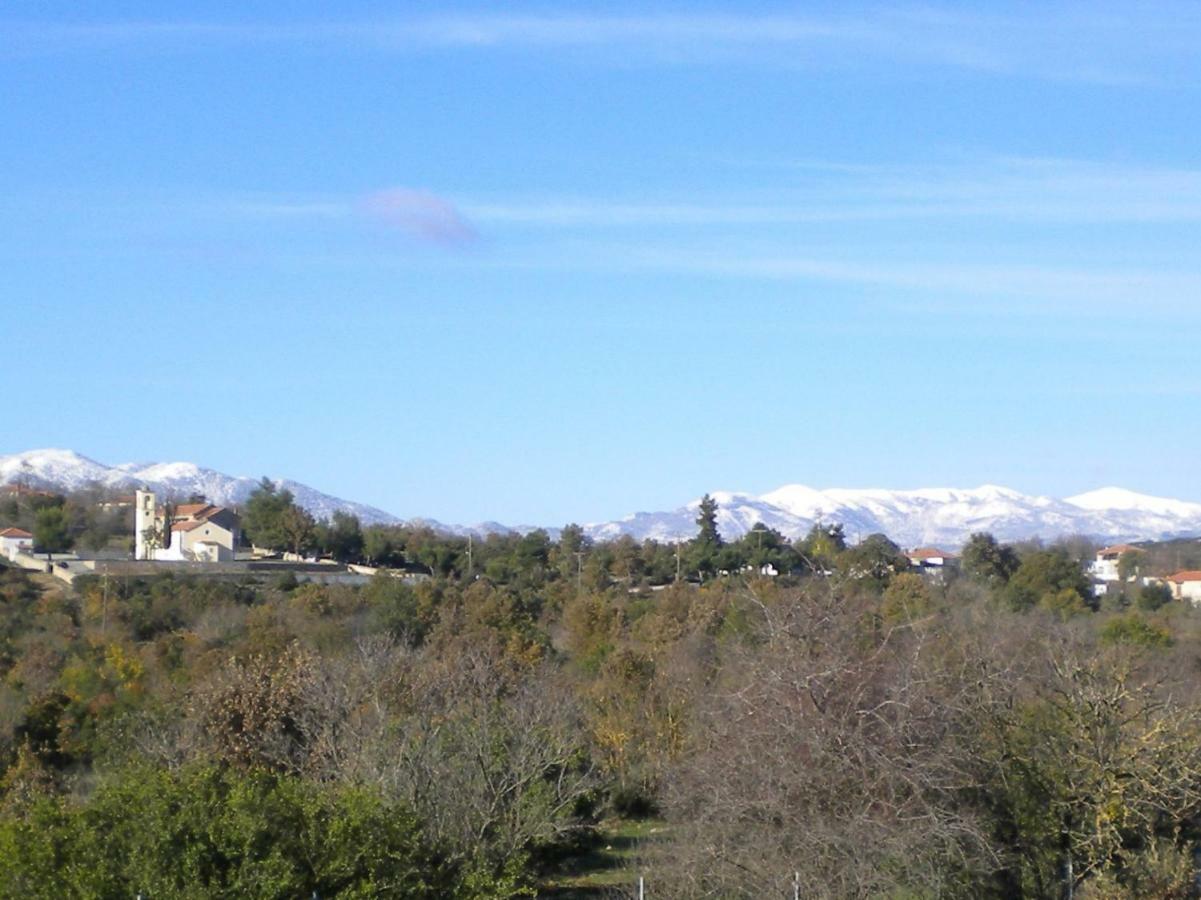 Stone House In A Quiet Landscape, Leonidion Villa Kültér fotó